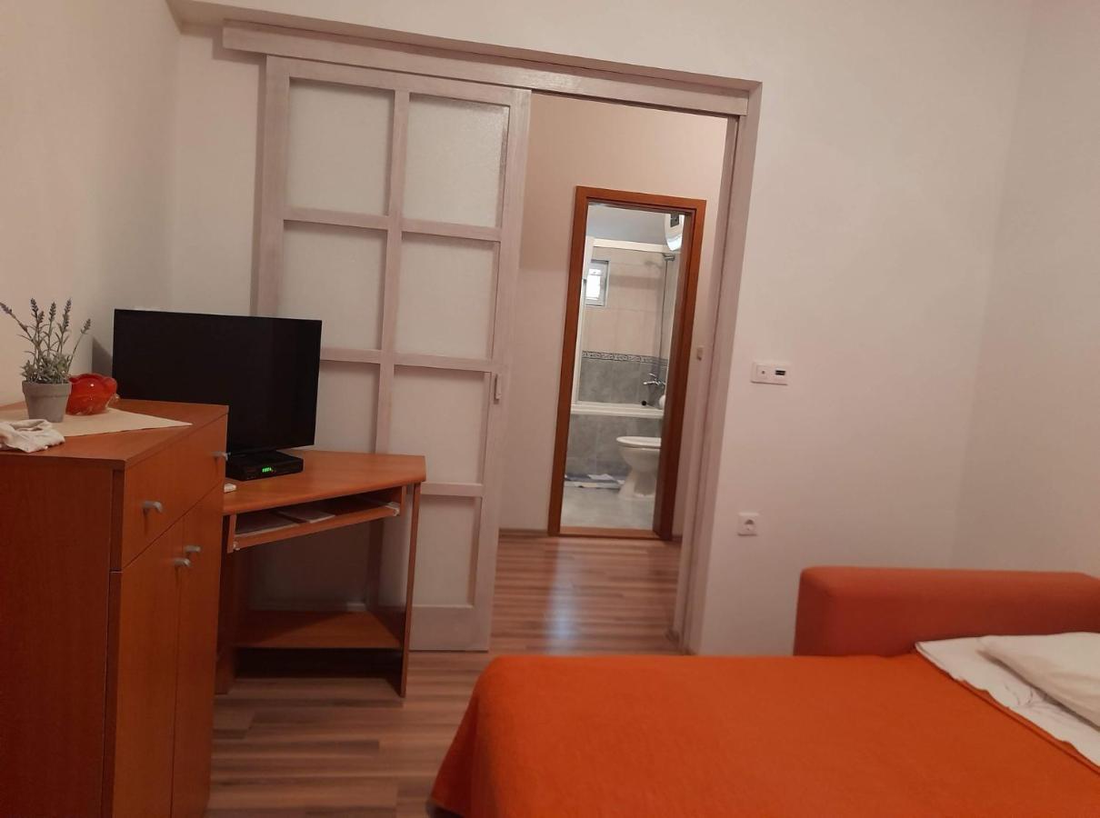 Apartmani Vodanovic Blace Zewnętrze zdjęcie